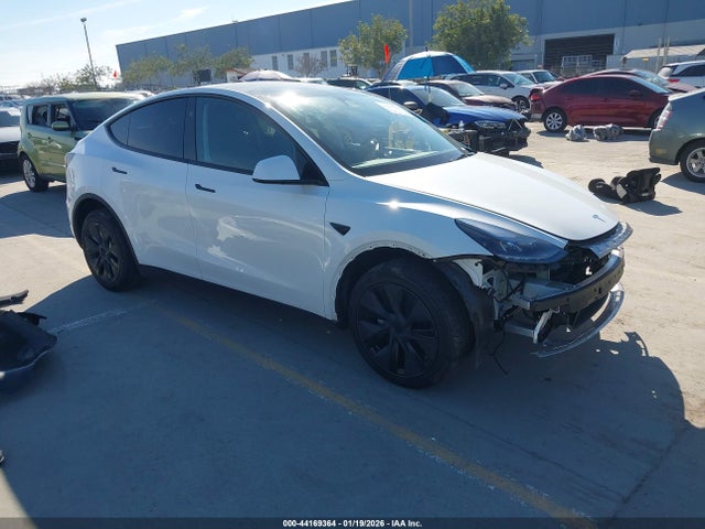 2025 TESLA MODEL Y 7SAYGDEE9SF281460 Photo 0