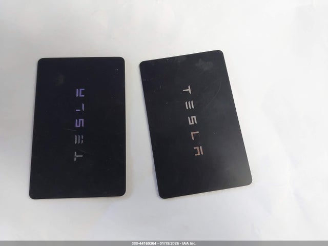 2025 TESLA MODEL Y 7SAYGDEE9SF281460 Photo 10