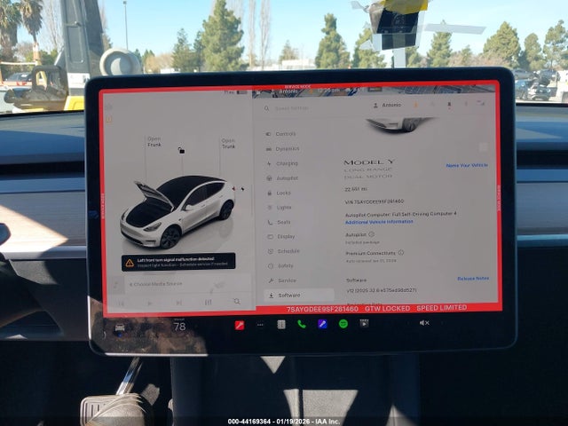 2025 TESLA MODEL Y 7SAYGDEE9SF281460 Photo 6