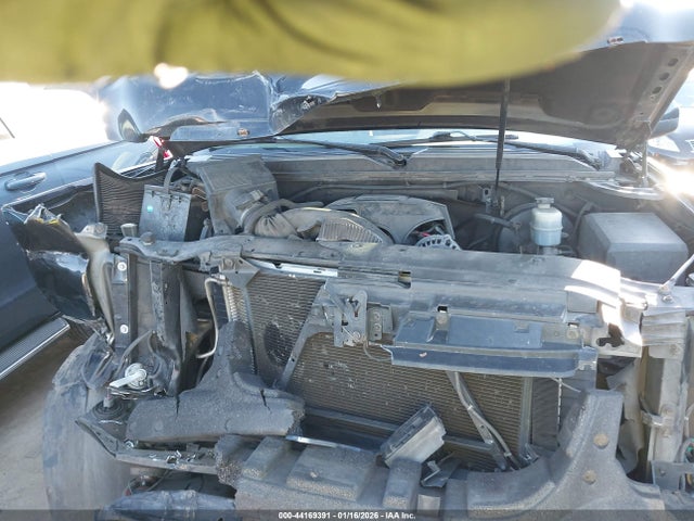 2011 GMC YUKON XL 1500 1GKS1HE0XBR176313 Photo 9