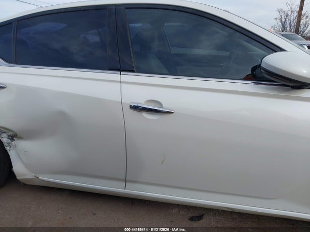 1N4BL4DV1KC127151 Nissan Altima 2.5 Sv