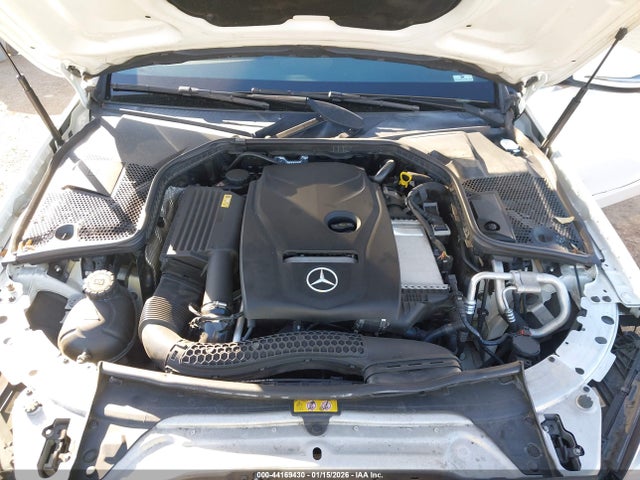 55SWF4JB5GU163818 Mercedes-Benz C 300 Sport