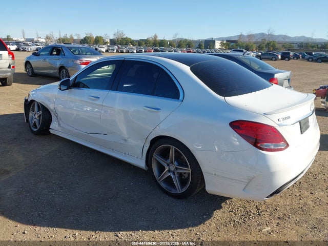 55SWF4JB5GU163818 Mercedes-Benz C 300 Sport