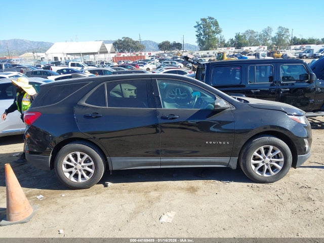 Chevrolet EQUINOX LS 2019 3GNAXHEV3KL262580 Image 13