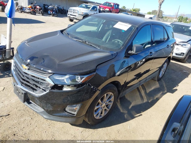 Chevrolet EQUINOX LS 2019 3GNAXHEV3KL262580 Image 2
