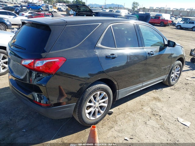 Chevrolet EQUINOX LS 2019 3GNAXHEV3KL262580 Image 4