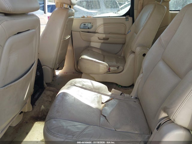 2008 CADILLAC ESCALADE ESV 1GYFK668X8R225838 Photo 7