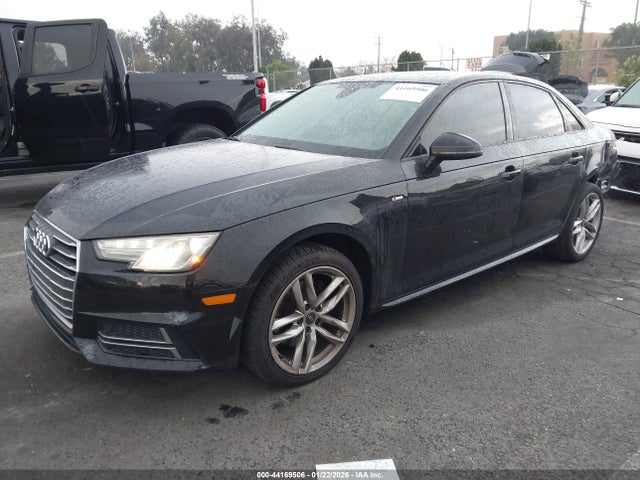 2017 AUDI A4 WAUKMAF4XHN053555 Photo 1