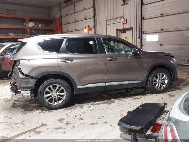 44169525 :رقم المزاد ، 5NMS2CAD1KH122701 vin ، 2019 Hyundai Santa Fe Se مزاد بيع