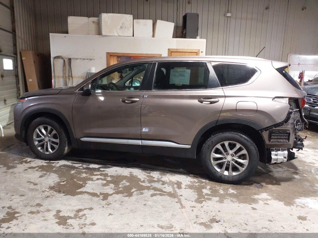 44169525 :رقم المزاد ، 5NMS2CAD1KH122701 vin ، 2019 Hyundai Santa Fe Se مزاد بيع
