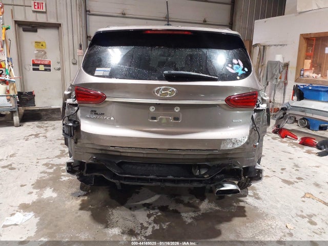 44169525 :رقم المزاد ، 5NMS2CAD1KH122701 vin ، 2019 Hyundai Santa Fe Se مزاد بيع