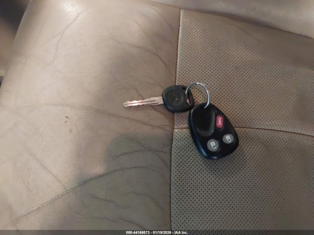 44169573 :رقم المزاد ، 5GAET13P442216330 vin ، 2004 Buick Rainier Cxl Plus مزاد بيع