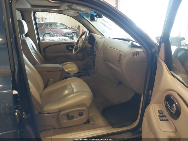 44169573 :رقم المزاد ، 5GAET13P442216330 vin ، 2004 Buick Rainier Cxl Plus مزاد بيع