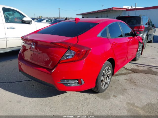 2018 HONDA CIVIC 2HGFC2F71JH568922 Photo 3