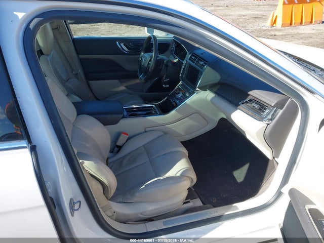 1LN6L9RP8H5630896 Lincoln Continental Reserve
