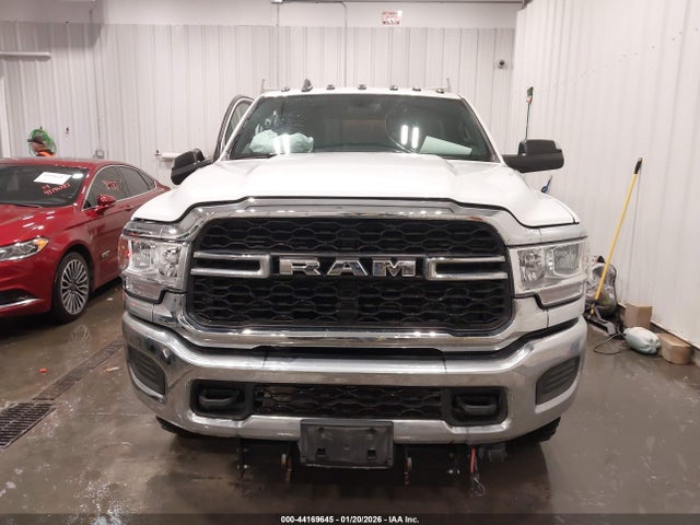 Продажа на аукционе авто 2022 Ram 2500 Tradesman  4x4 8' Box, vin: 3C6MR5AJ6NG169378, номер лота: 44169645