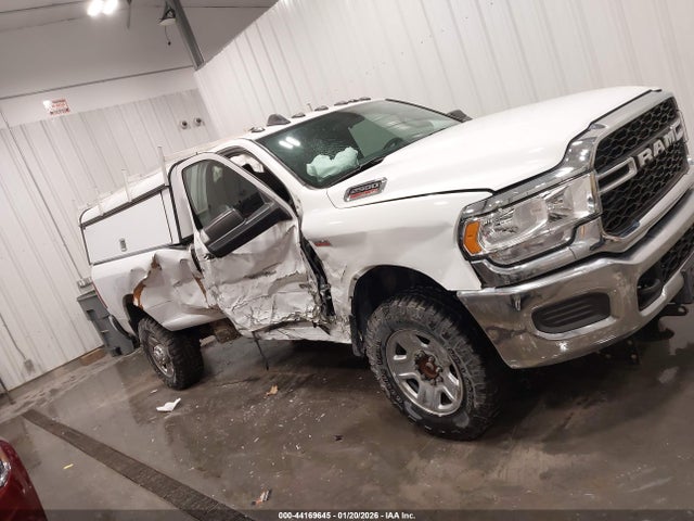 Продажа на аукционе авто 2022 Ram 2500 Tradesman  4x4 8' Box, vin: 3C6MR5AJ6NG169378, номер лота: 44169645