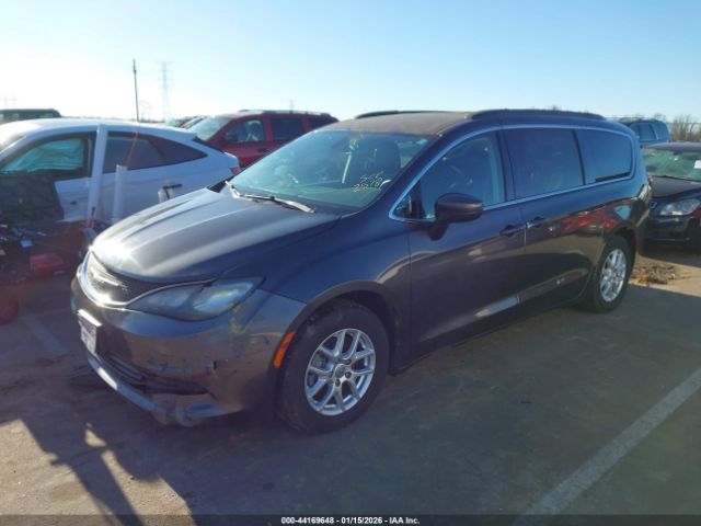 2020 CHRYSLER VOYAGER 2C4RC1DG7LR172578 Photo 1