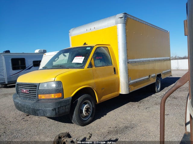 7GZ37TC74MN004910 GMC Savana Cutaway Work Van