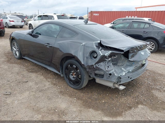 2024 FORD MUSTANG 1FA6P8TH1R5118151 Photo 2