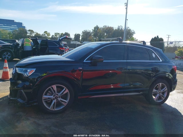 WA1EECF31N1047673 Audi Q3 Premium Plus 45 Tfsi S Line Quattro Tiptronic