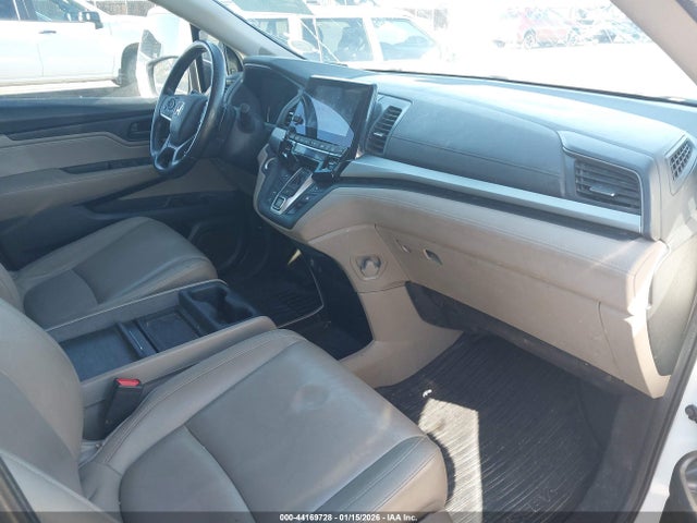 5FNRL6H78JB021832 Honda Odyssey Ex-l