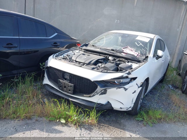 JM1BPAJL9M1335678 Mazda Mazda3 2.5 S