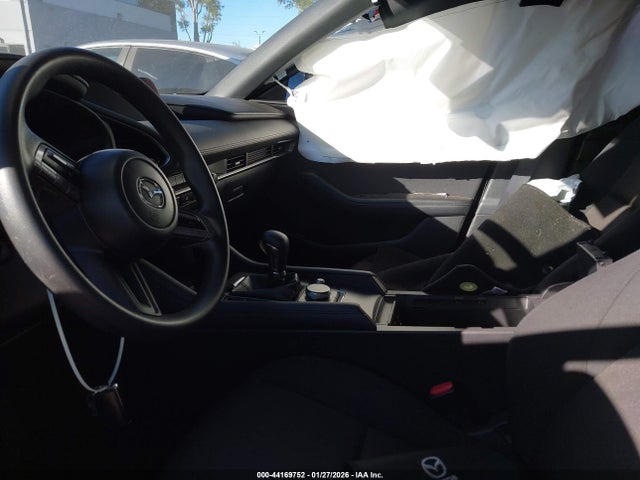 JM1BPAJL9M1335678 Mazda Mazda3 2.5 S