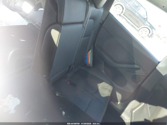 Продаж на аукціоні авто 2022 Tesla Model Y Long Range Dual Motor All-wheel Drive, vin: 7SAYGDEE4NA010811, номер лоту: 44169768