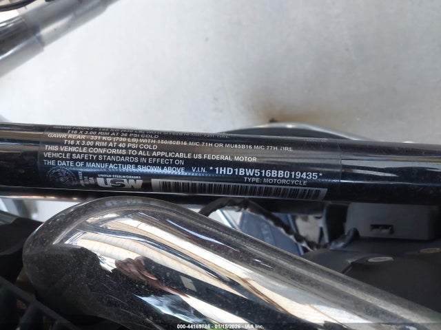 2011 HARLEY-DAVIDSON FLSTC 1HD1BW516BB019435 Photo 9