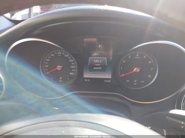 55SWF4KB2GU165069 Mercedes-Benz C 300 Luxury 4matic