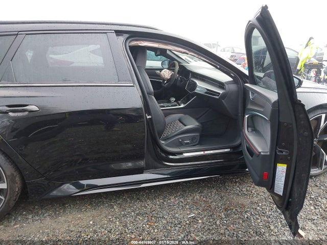 2022 AUDI RS 6 AVANT WUA1CBF25NN905198 Photo 4