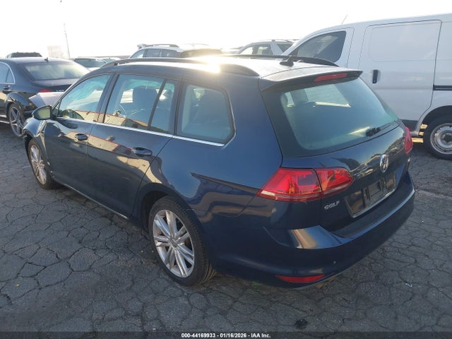 3VWFA7AUXFM520680 Volkswagen Golf Sportwagen Tdi Se 4-door