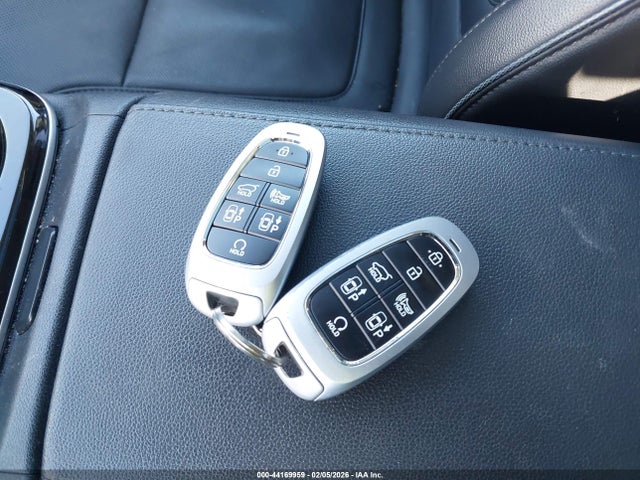 44169959 :رقم المزاد ، 5NMJECAE2PH195627 vin ، 2023 Hyundai Tucson Limited مزاد بيع