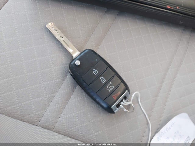5XYPGDA51HG231698 KIA Sorento 3.3l Lx