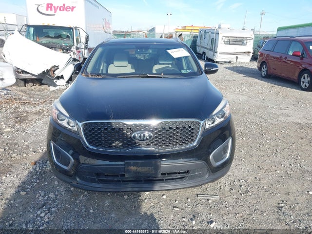 5XYPGDA51HG231698 KIA Sorento 3.3l Lx