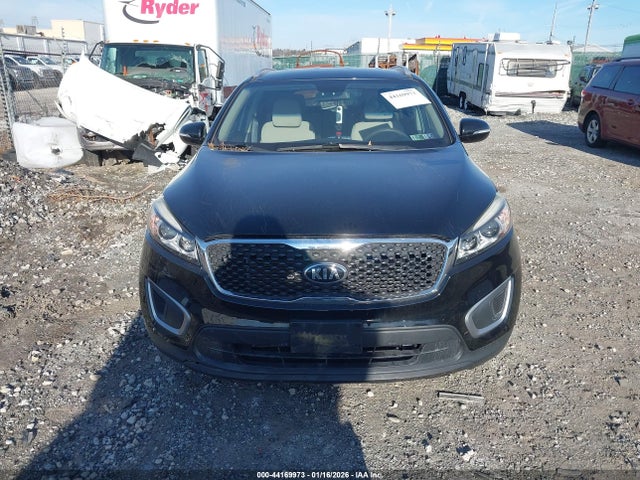 5XYPGDA51HG231698 KIA Sorento 3.3l Lx