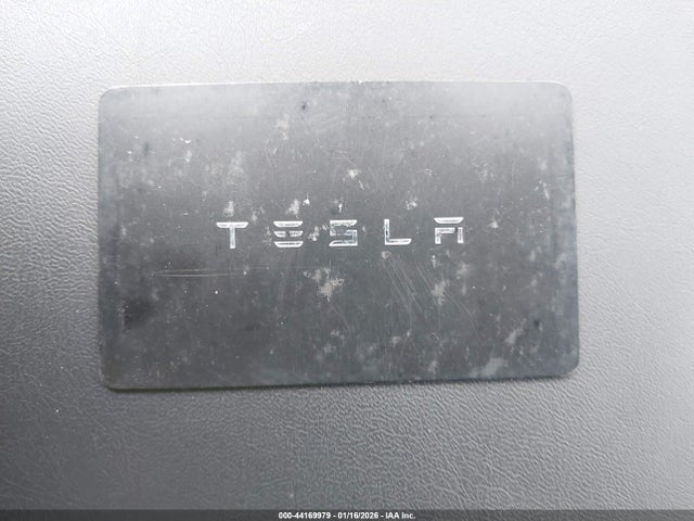 Продажа на аукционе авто 2023 Tesla Model Y Awd/long Range Dual Motor All-wheel Drive, vin: 7SAYGDEE5PA182333, номер лота: 44169979