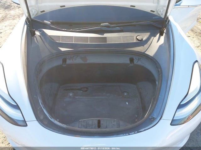 2020 TESLA MODEL 3 5YJ3E1EA4LF737732 Photo 9
