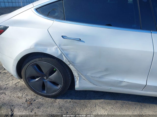 2020 TESLA MODEL 3 5YJ3E1EA4LF737732 Photo 5