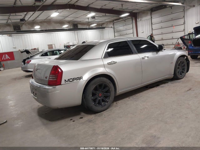 2005 Chrysler 300c მანქანა იყიდება აუქციონზე, vin: 2C3AA63H35H132490, აუქციონის ნომერი: 44170071
