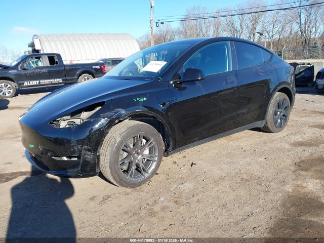 2024 TESLA MODEL Y 7SAYGDEE9RA329532 Photo 1
