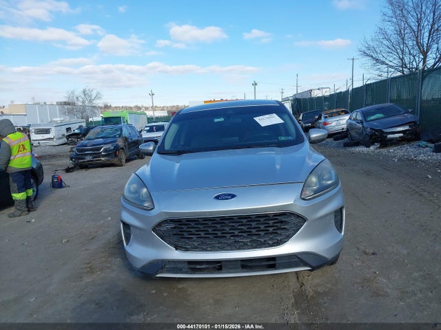 1FMCU9G65LUC66669 Ford ESCAPE SE