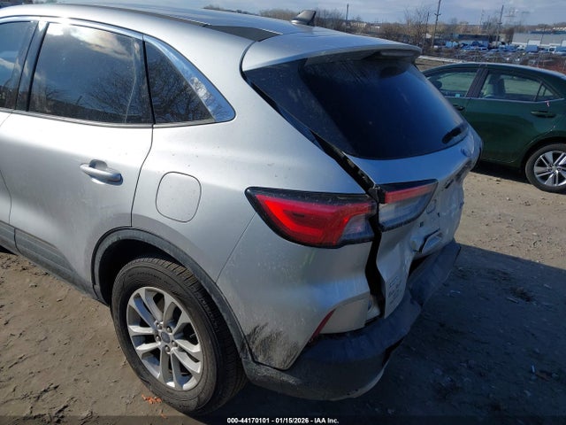 1FMCU9G65LUC66669 Ford ESCAPE SE
