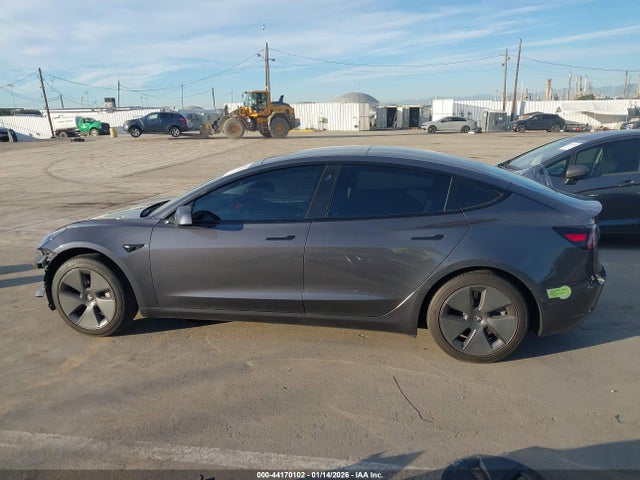 5YJ3E1EA3MF026704 Tesla Model 3 Standard Range Plus Rear-wheel Drive