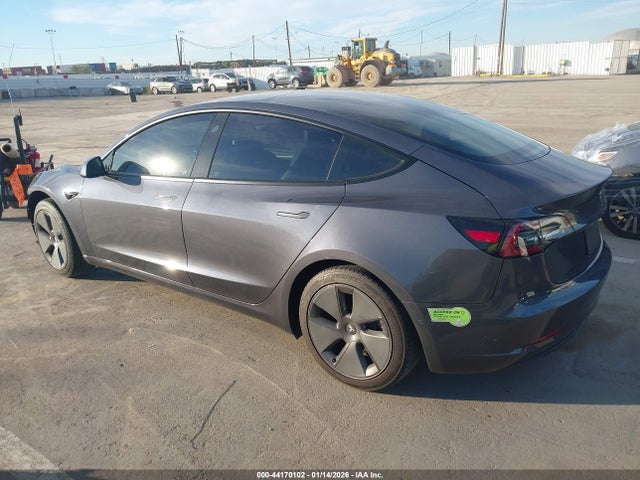 2021 TESLA MODEL 3 5YJ3E1EA3MF026704 Photo 2