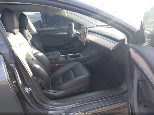 2021 TESLA MODEL 3 5YJ3E1EA3MF026704 Photo 4