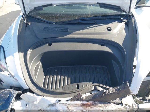 2023 TESLA MODEL 3 5YJ3E1EA3PF437329 Photo 9
