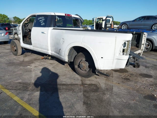 44170142 :رقم المزاد ، 3C63RRJL7MG624872 vin ، 2021 Ram 3500 Laramie  4x4 8' Box مزاد بيع