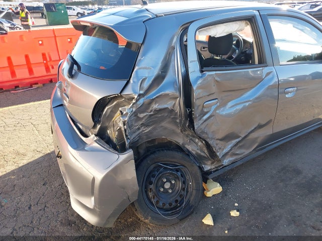 ML32AUHJ7MH007838 Mitsubishi Mirage Carbonite Edition/es/le